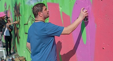 Buca’da grafiti sanatçılarından görsel şölen