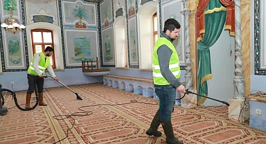 Burhaniye Belediyesi’nden Camilerde Ramazan Hazırlığı