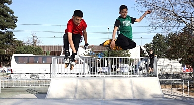 Büyükşehir adrenalin tutkunlarını unutmuyor; Bir skate park da Darıca’ya