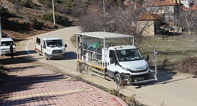Büyükşehir'den Korkuteli'nin mahallelerinde yoğun çalışma