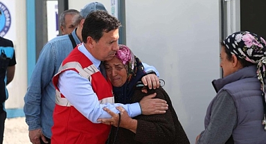 Depremin Yıldönümünde Başkan Aras, Deprem Bölgesinde