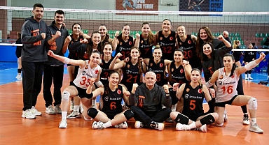 Eczacıbaşı 2. Lig Takımı, Namağlup Şampiyonluk Hedefiyle 1. Lig’e Yükseldi!