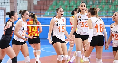 Eczacıbaşı 2. Lig Kadın Voleybol Takımı Finalde!