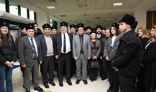 Edremit Belediye Başkanı Mehmet Ertaş, Şehit Kaymakamı Mezarı Başında Andı