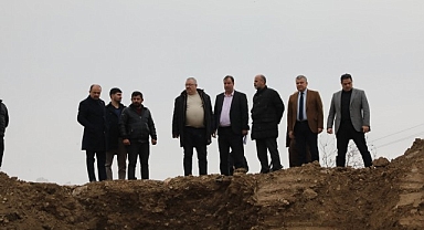 Edremit Çayı üzerine yeni köprü hızla ilerliyor
