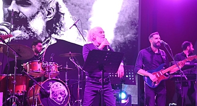 Efsanelerin Eserleriyle Manisa'da Unutulmaz Gece