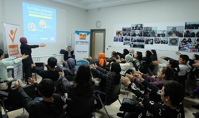 Gençlere Artı 1 Yazan Seminer; ‘İletişim Çağında Hayat Dersleri’