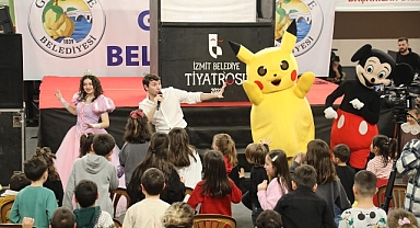 Geyve’de Yarıyıl Şenliğinde Çocuklar Doyasıya Eğlendi