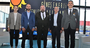 Güneş enerjisinin yol haritası Kocaeli'de konuşuldu