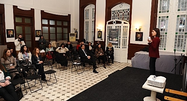 Karşıyaka bilimin rehberliğinde geleceğe hazırlanıyor