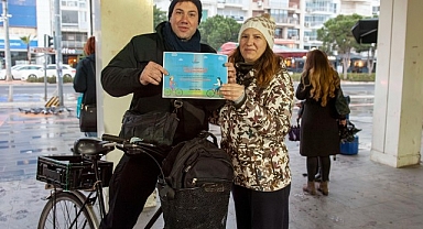 Karşıyakalılar işe bisikletle gidiyor