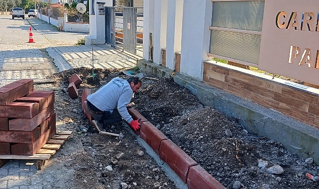 Kemer’de yol ve kaldırım çalışmaları