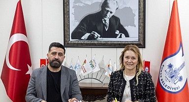 Konak’ta imzalar sağlıklı kentleşme ve yapılaşma için atıldı