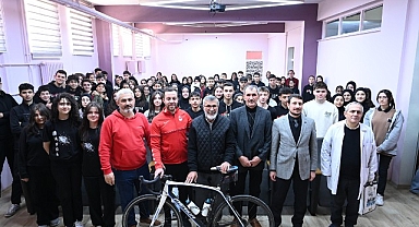 Konya Büyükşehir Öğrencileri Bisikletin Efsaneleriyle Buluşturuyor