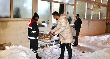 Nevşehirli Vatandaşlara Kandil Simidi İkram Edildi