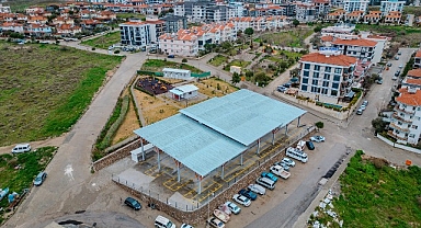 Seferihisar Belediyesi, Karakayalar Pazar Yeri’ni hizmete açıyor.