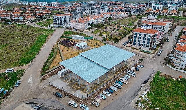 Seferihisar Belediyesi, Karakayalar Pazar Yeri’ni hizmete açıyor.