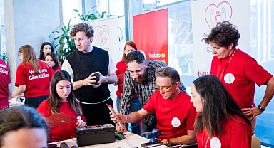 Vodafone Vakfı ve “Hayat Tamircisi” Hasan Kızıl’dan Engelli Hayvanlara Özel Proje