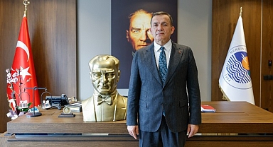 Yenişehir Belediyesi Fransa’da çalınan Atatürk büstünün yerine yenisini gönderdi