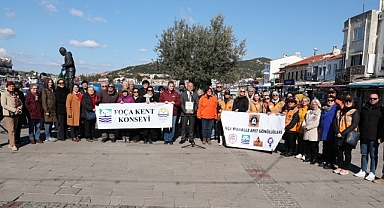 Yüzyılın Felaketinde Kaybedilen Canlar Foçada Anıldı