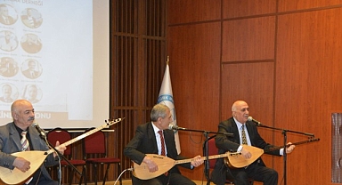 “Âşık kültürü geleneklerimizin azı dişidir”