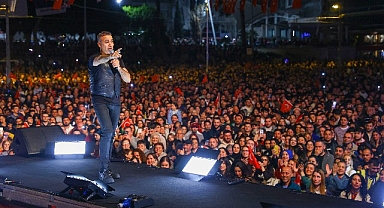 Atatürk'ün Antalya ziyaretinin yıldönümünde Haluk Levent coşkusu