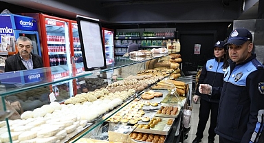Bakırköy zabıtası halk güvenliği için market ve fırınları denetledi