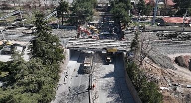 Başkan Altay: “Banliyö Hattı Çalışmaları Kapsamında Meram Yeniyol Alt Geçidi'ni Yeniliyoruz”