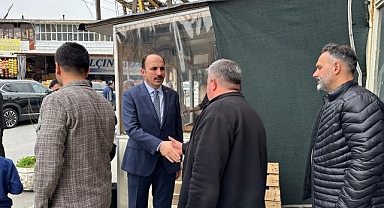 Başkan Altay esnafların ve Konyalıların bayram heyecanına ortak oldu