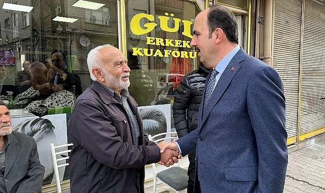 Başkan Altay iftar öncesi ve teravih sonrası Konya'lılarla buluştu.