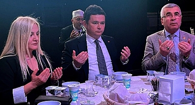 Başkan Aydın muhtarlar ve meclis üyelerine iftar verdi
