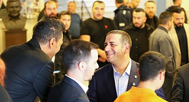Başkan Erman Uzun, Mesai Arkadaşlarıyla Bayramlaştı