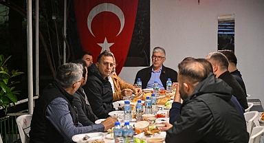 Başkan Eşki sahurda minibüsçülerle buluştu