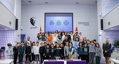 Başkan Görkem Duman, Bucalı çocukları makamında ağırladı