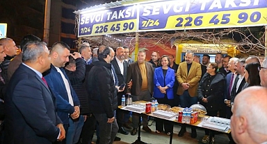 Başkan Kınay, taksicilerle sahurda buluştu