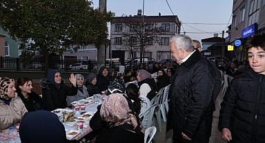 Başkan Şadi Özdemir Gökçe Mahallesi’nde iftara katıldı