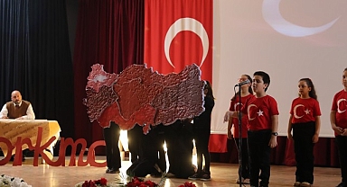 Bayındır'da İstiklal Marşımızın Kabulünün 104. Yılı ve Mehmet Akif Ersoy’u Anma Programı Yapıldı 