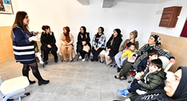 Bebekler İzmir95 projesiyle ilk diplomalarını aldı