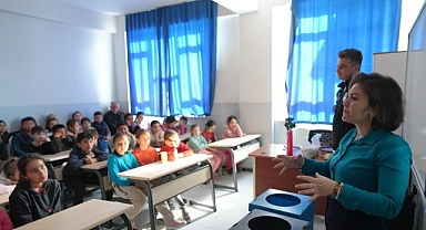 Burhaniye belediyesi'nden öğrencilere çevre eğitimleri sürüyor