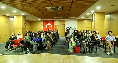Büyükşehir’de gençlere Avrupa Birliği fırsatları toplantısı