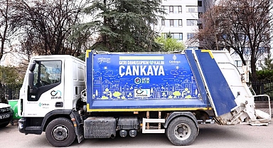 Çankaya’da tekstil atıkları için yeni kumbaralar hizmete sunuldu.