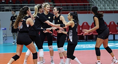 Eczacıbaşı Dynavit, CEV Şampiyonlar Ligi çeyrek final rövanş karşılaşmasına hazır