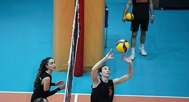 Eczacıbaşı Dynavit, dev derbiye ev sahipliği yapacak