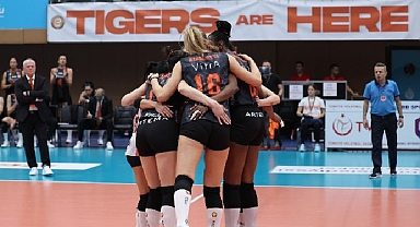 Eczacıbaşı Dynavit, VakıfBank’ı konuk etti