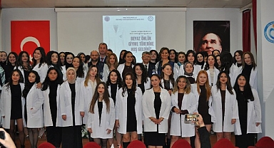 Ege Üniversitesi Ödemiş Sağlık Bilimleri Fakültesi “Beyaz Önlük Giyme Töreni” düzenledi