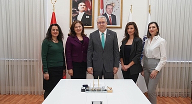 Egeli bilim ekibinden “Geri Dönüştürülmüş Pamuk İçerikli Kumaşların Performanslarının İyileştirilmesi” projesi