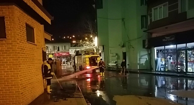 Geyve Foşur Foşur Yıkanıyor