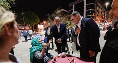 Halkın sofrası Gaziemir'de kuruldu