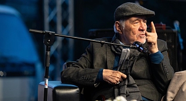 İlber Ortaylı ile Saraçhane'de bayram söyleşisi