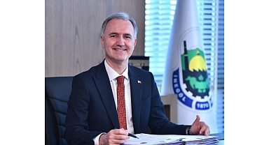 İnegöl Belediyesi’nden Yaşlılara Bayram Sürprizi